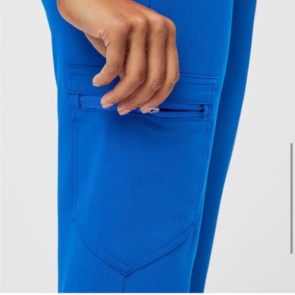 Figs Technical Zamora Scrub Joggers Pants - never worn Womens SZ Med - Picture 5 of 9